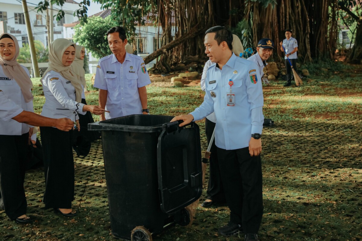 Gubernur Lampung Terapkan Gerakan ASRI di Seluruh Kantor OPD