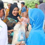 Eva Dwiana Kembali Salurkan Bantuan Beras Ramadhan di Teluk Betung Timur