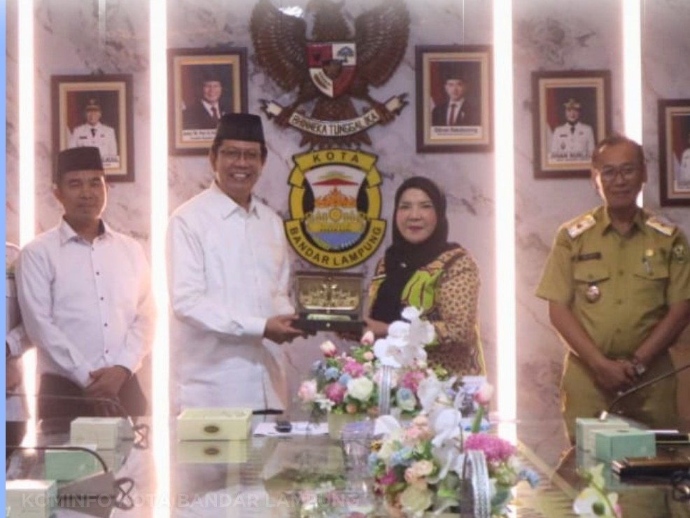 Walikota Bandar Lampung Eva Dwiana Audiensi Bersama Rektor UIN