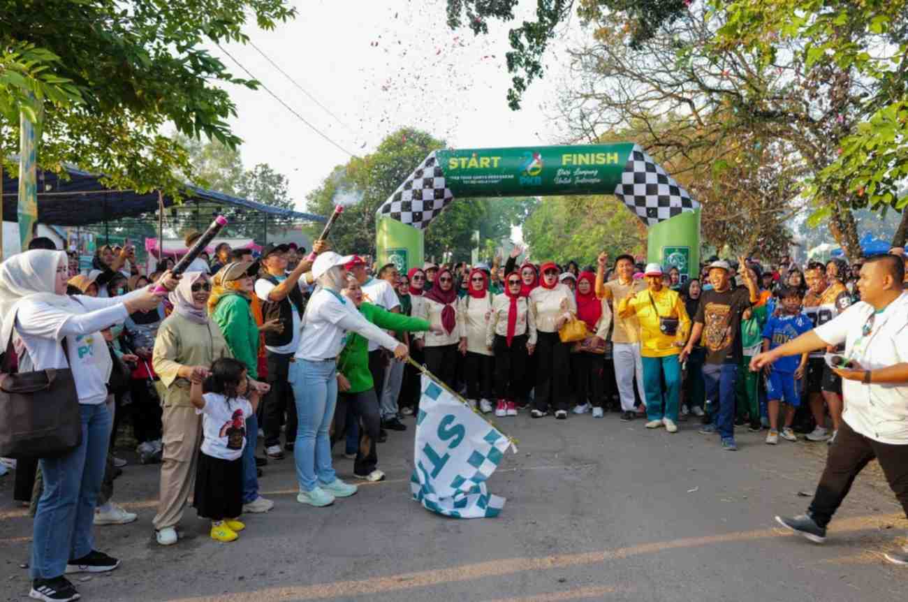 Gebyar Harlah PKB ke-28 Lampung Tengah, Ribuan Warga Antusias Ikuti Jalan Sehat