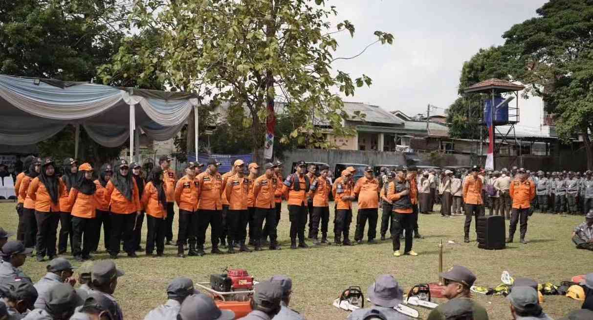 Satlinmas Bandar Lampung Ikuti Pelatihan Damkar, Bencana hingga Kepramukaan